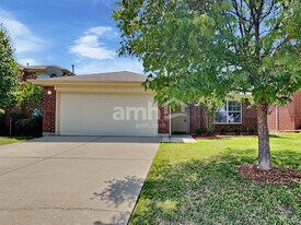 2923 Tanglebrook Dr in Grand Prairie, TX - Building Photo