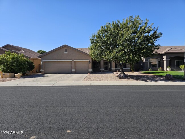 1110 S Western Skies Dr in Gilbert, AZ - Building Photo - Building Photo