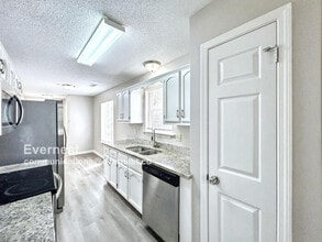 8351 Mangrove Dr in Memphis, TN - Building Photo - Building Photo