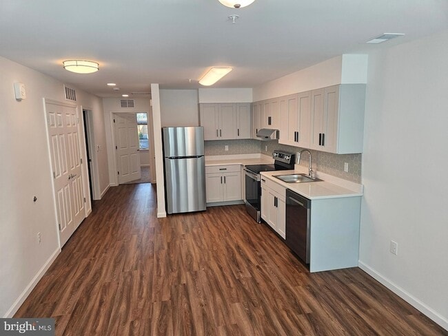 property at 200 Hamilton Ave