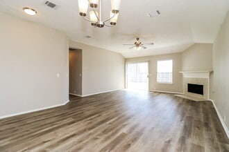 1406 Kilkenny Dr in Arlington, TX - Building Photo - Building Photo
