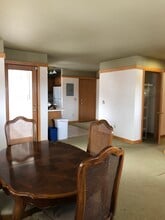 714 Hill St, Unit 1 in Madison, WI - Foto de edificio - Building Photo