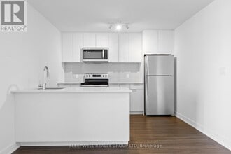 1354 Carling Ave in Ottawa, ON - Building Photo - Building Photo