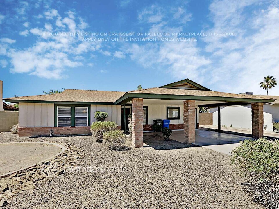 130 W Bluefield Ave in Phoenix, AZ - Building Photo