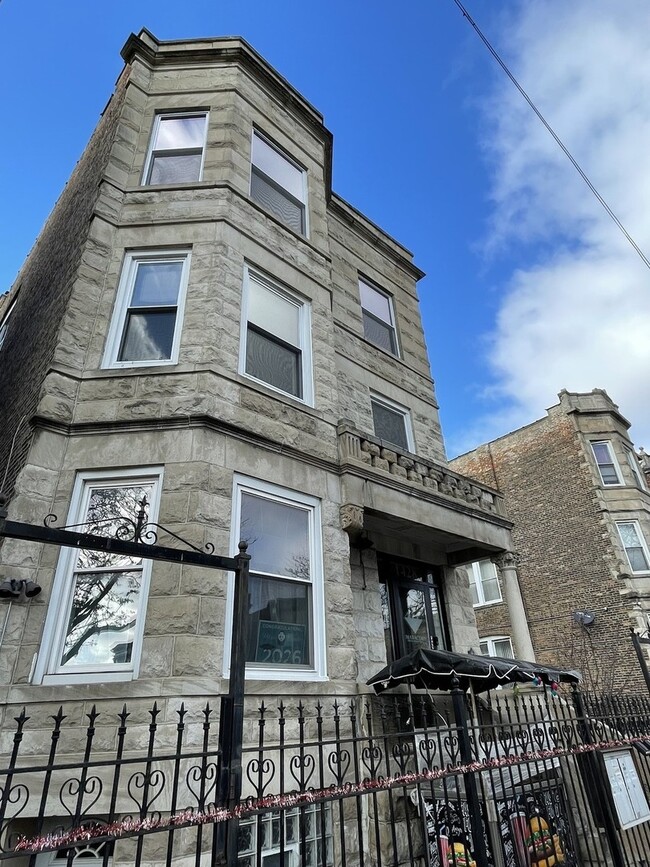 property at 1428 S Central Park Ave