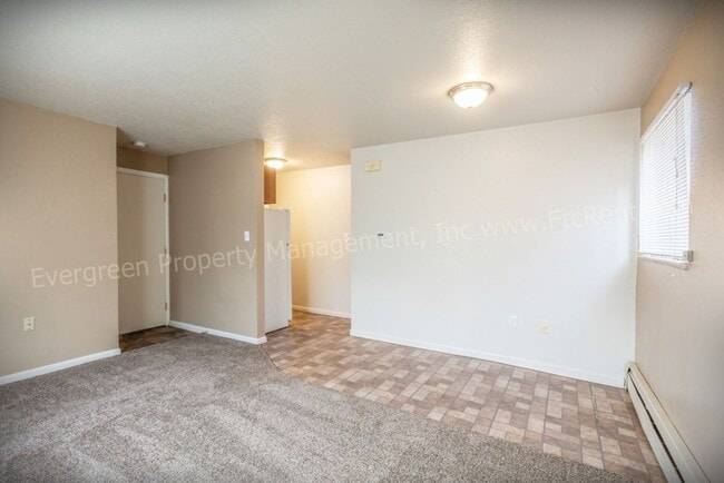 1301 Burton Ct in Fort Collins, CO - Foto de edificio - Building Photo