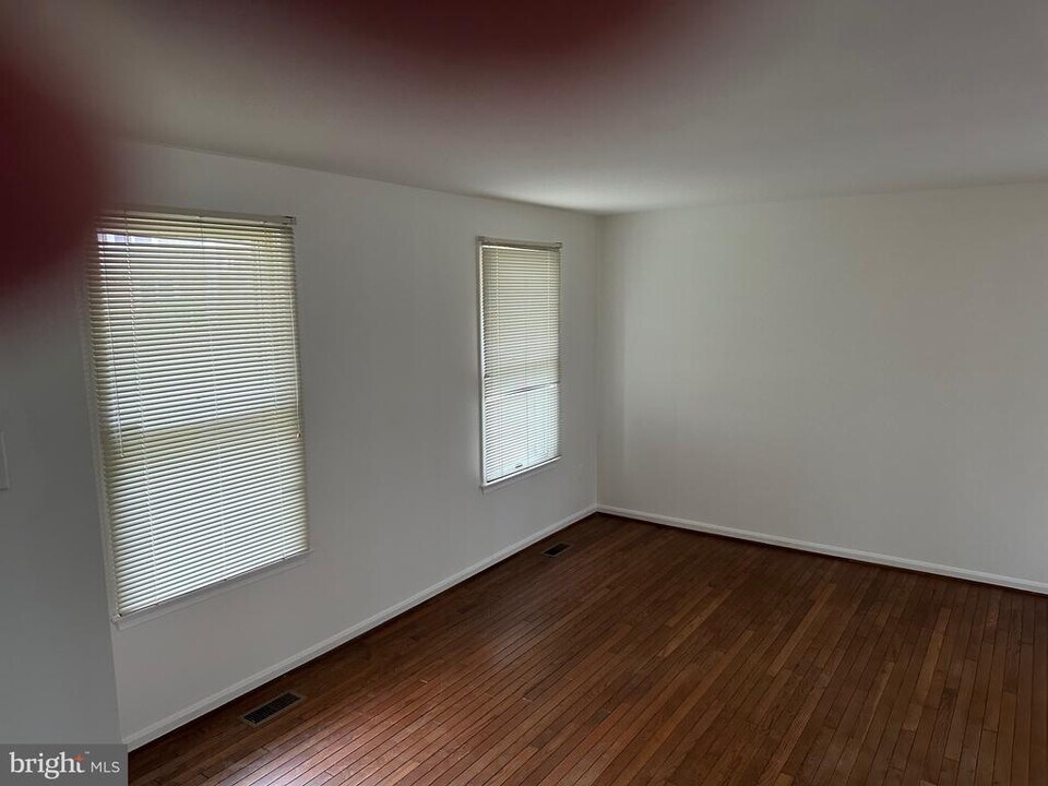 11808 Bare Sky Ln in Columbia, MD - Foto de edificio