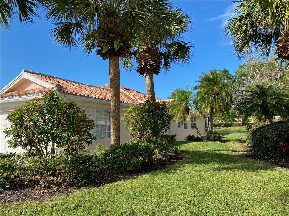 3139 Andorra Ct in Naples, FL - Building Photo