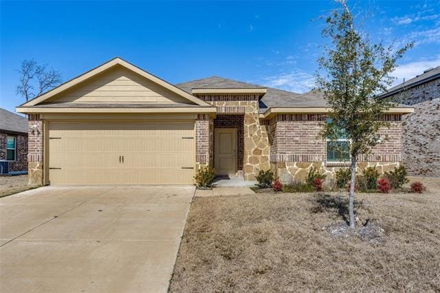 property at 2615 Horton Dr