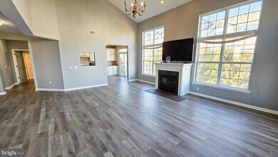 51 Farrah Dr in Stafford Township, NJ - Building Photo - Building Photo