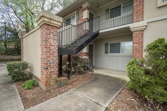 2018 S Milledge Ave in Athens, GA - Building Photo - Building Photo