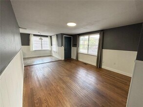 1255 S Washington Ave in Fayetteville, AR - Building Photo - Building Photo