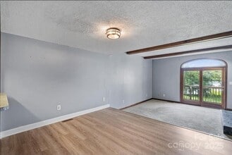 5190 Corbin Ln in Hickory, NC - Foto de edificio - Building Photo