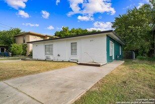609 Morningview Dr