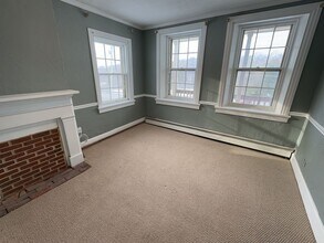 4672 Myers Rd in Glen Rock, PA - Building Photo - Building Photo