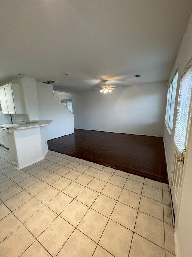 2926 Loganberry Park Ln