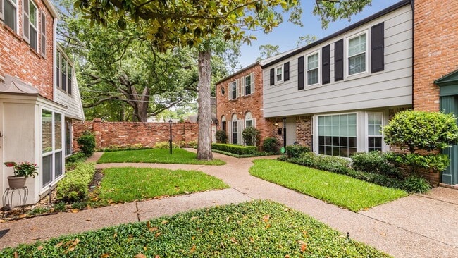 property at 12615 Huntingwick Dr