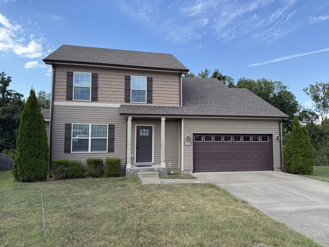 113 Grassmire Dr in Clarksville, TN - Building Photo - Building Photo