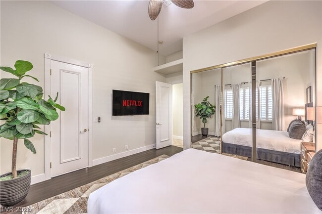 property at 7520 Captains Harbor Dr