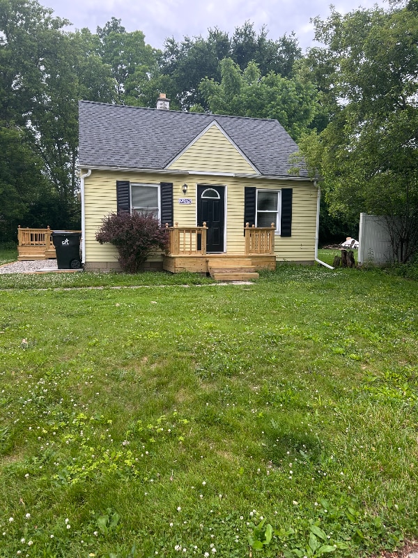 property at 22575 Albion Ave