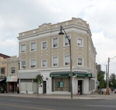 2453-2455 Yonge St in Toronto, ON - Building Photo - Building Photo