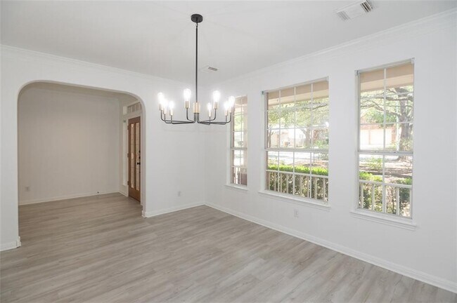 1921 Chasewood Dr in Austin, TX - Building Photo - Building Photo