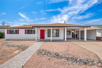 7453 E Almeria Rd in Scottsdale, AZ - Foto de edificio - Building Photo