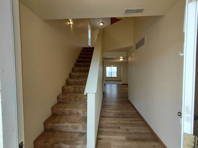 22650 Hollow Oak Ln in St. Robert, MO - Building Photo - Building Photo