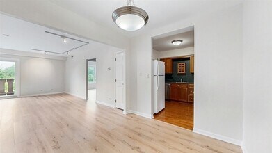 12900 W Heiden Cir in Lake Bluff, IL - Building Photo - Building Photo