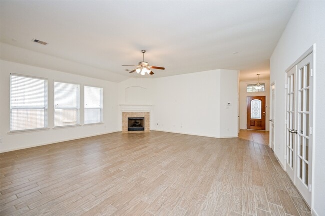 24730 Crystal Leaf Ln