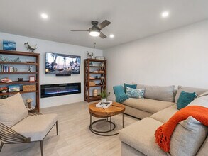 750 S Sierra Ave in Solana Beach, CA - Building Photo - Building Photo