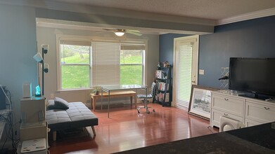 14200 Valleyfield Dr in Aspen Hill, MD - Building Photo - Building Photo