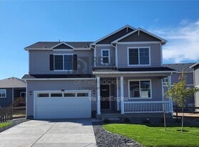 325 64th Ave in Greeley, CO - Building Photo