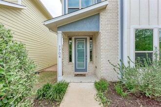 7704 Mandela Bend in Austin, TX - Foto de edificio - Building Photo