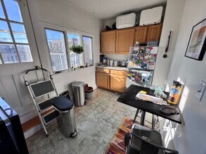 52 Central St, Unit 3 in Somerville, MA - Building Photo - Building Photo