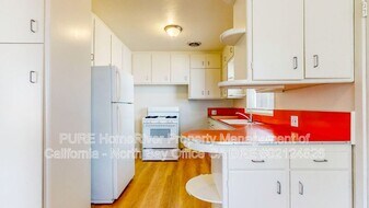 4942 Sonoma Hwy in Santa Rosa, CA - Building Photo