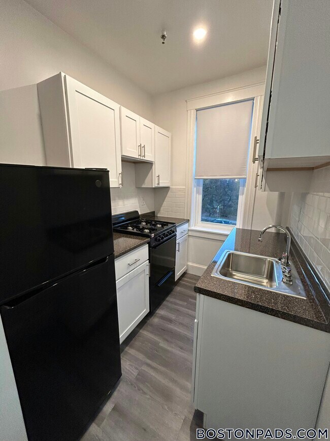 property at 1179 Boylston St
