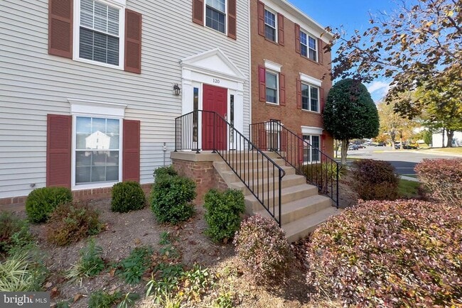 120 Prosperity Ave SE