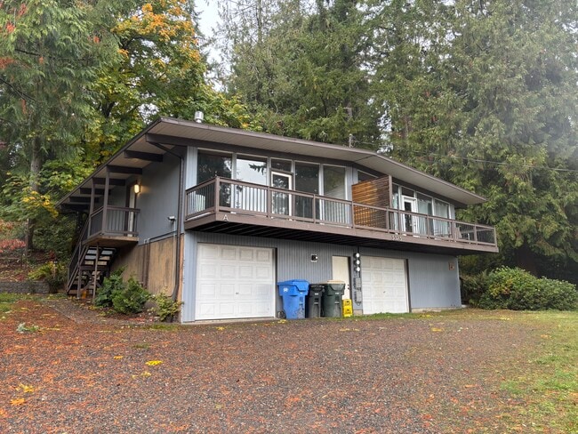 property at 3323 Windolph Loop NW