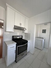 8546 Saturn St in Los Angeles, CA - Building Photo - Building Photo