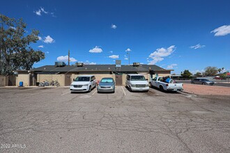 10 W Inglewood St in Mesa, AZ - Building Photo - Building Photo