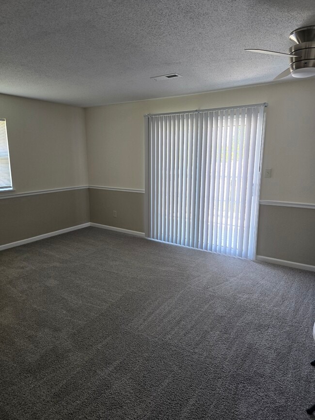 15 Diego Ct, Unit B in Columbia, MO - Foto de edificio - Building Photo