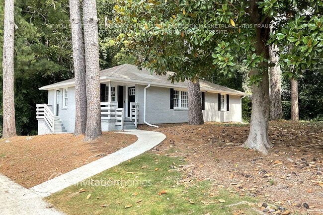 705 Pinehill Dr in Smyrna, GA - Building Photo - Building Photo