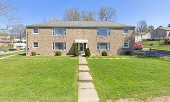 101 Lough St in Westover, WV - Building Photo