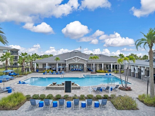 Luminary at 95 in West Melbourne, FL - Building Photo - Building Photo