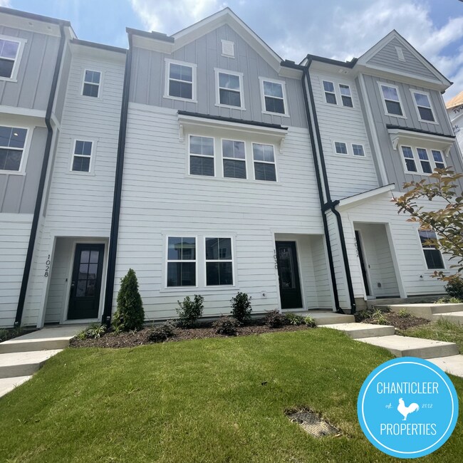 1030 Zelkova Ln in Chapel Hill, NC - Building Photo - Building Photo