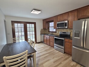 933 Cedar Swamp Rd in Coventry, CT - Building Photo - Building Photo