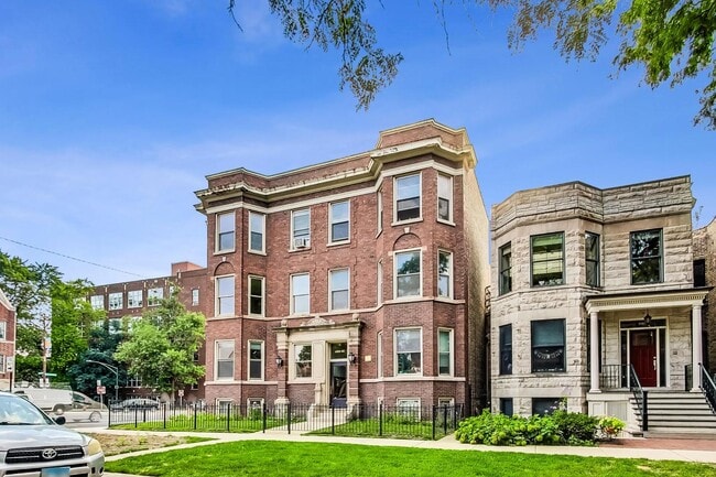4002 N Hermitage Ave in Chicago, IL - Building Photo - Building Photo