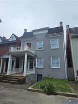 2817 W Grace St in Richmond, VA - Building Photo