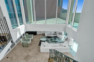 3370 Hidden Bay Dr in Aventura, FL - Building Photo - Building Photo